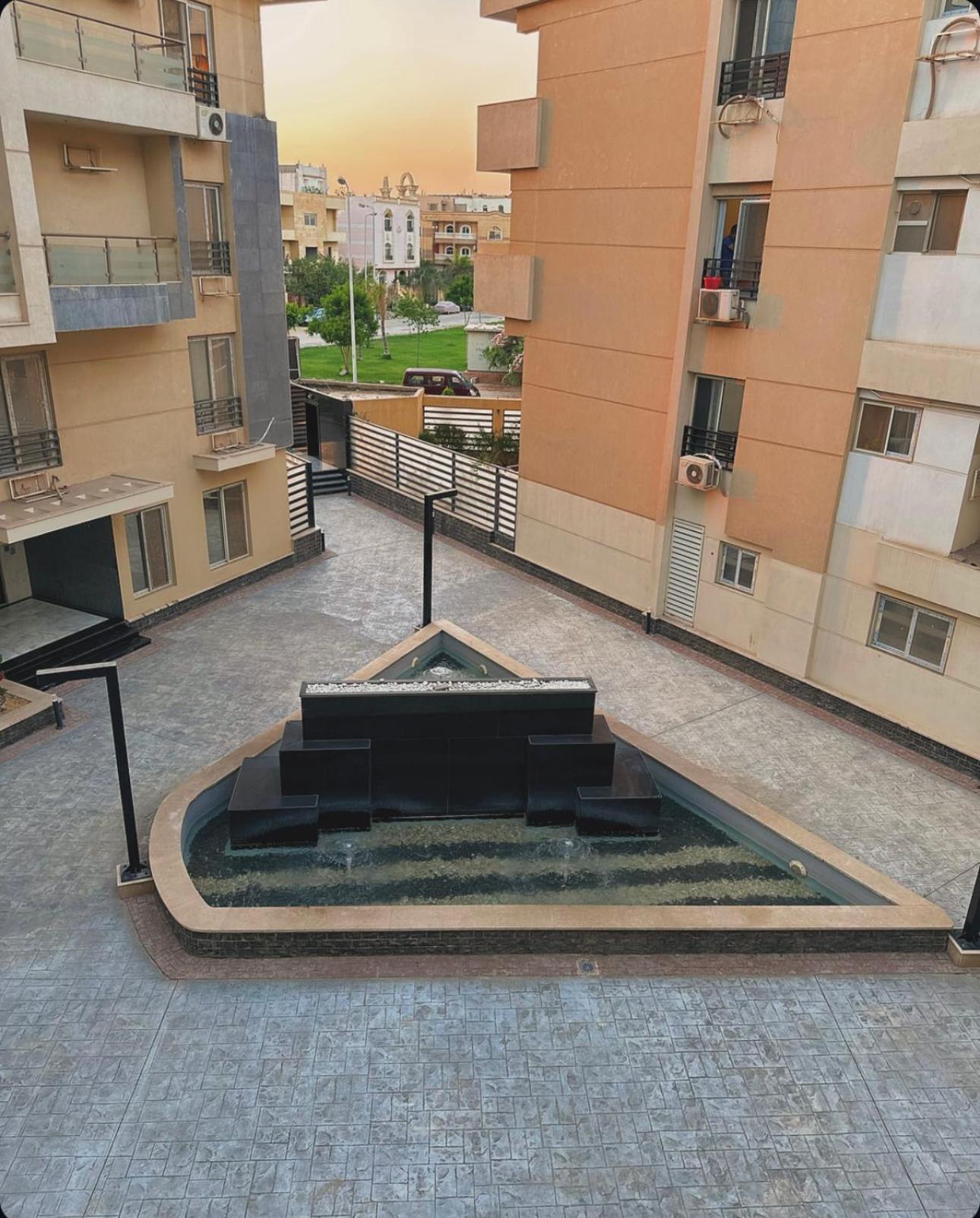 New 1 Compound Nine East Cairo